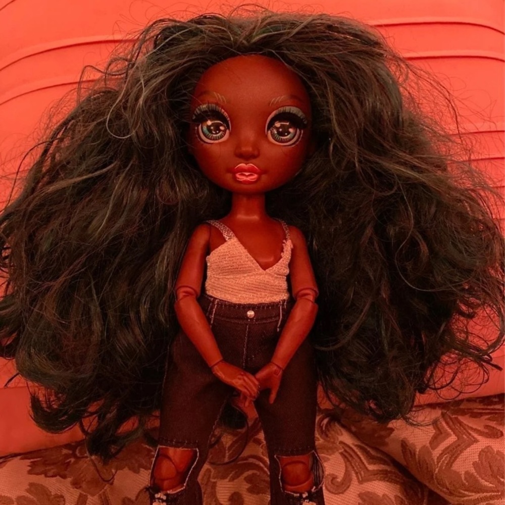 Rainbow High School Doll